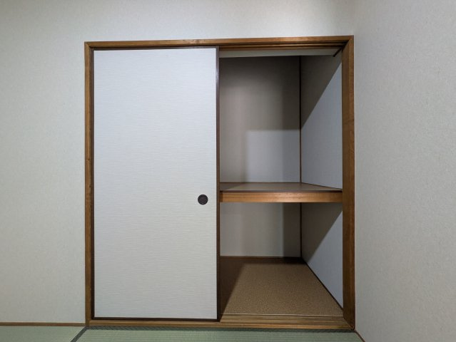 ユニハイム明石の収納