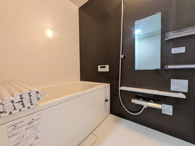 ユニハイム明石の浴室