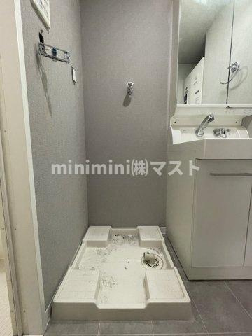 大阪市北区西天満３丁目の賃貸マンションの玄関