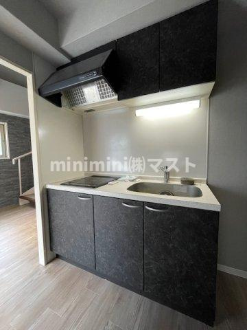 大阪市北区西天満３丁目の賃貸マンションのキッチン