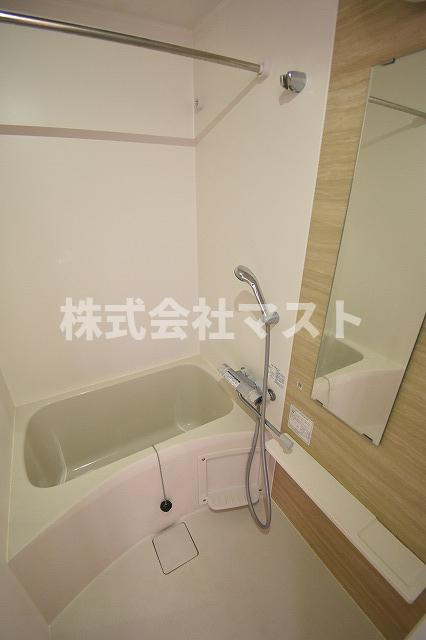 大阪市北区大淀中２丁目の賃貸マンションの浴室|※室内写真は別のお部屋となります。