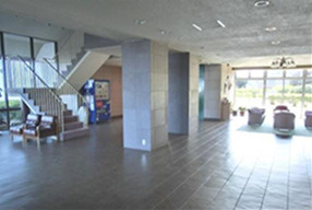 中台工業伊東マンション第3別館のエントランス