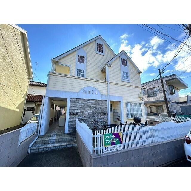 伊勢原市笠窪のアパートの画像