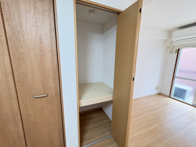 大建本八幡コーポの内装