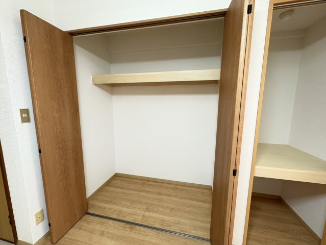 大建本八幡コーポの収納