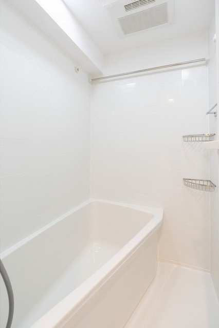 コンフォリア東葛西の浴室