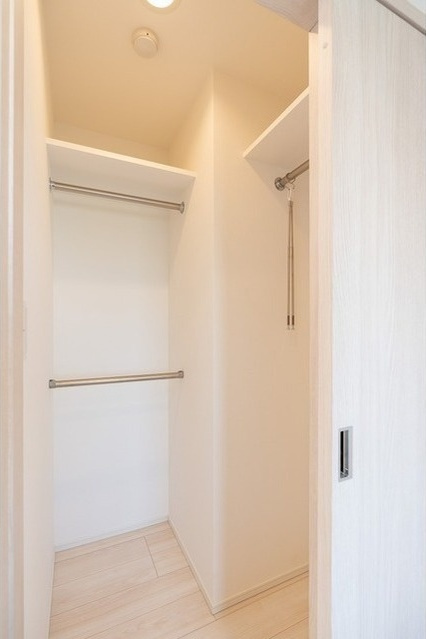 コンフォリア東葛西の収納