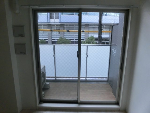 コンフォリア心斎橋EASTのバルコニー