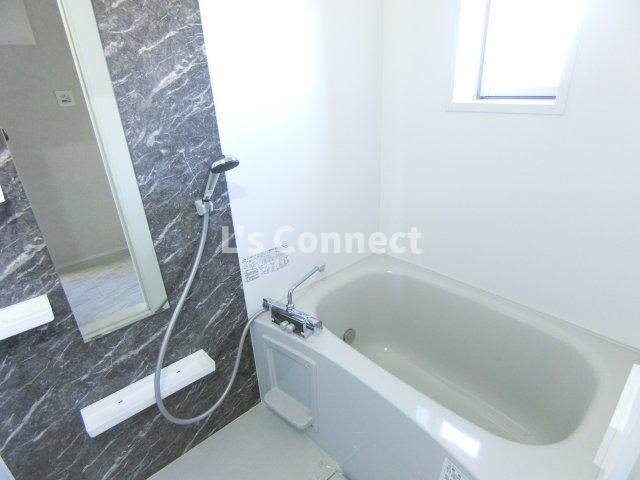 【浴室】 | Ellport | 追焚き、浴室乾燥付きのお風呂。