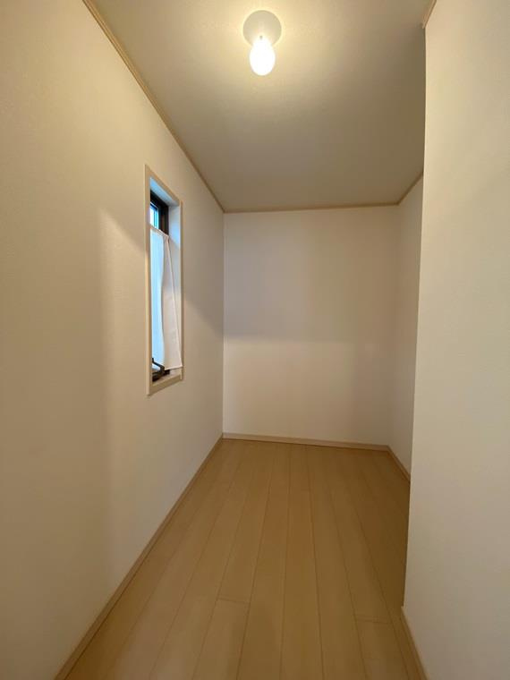 下作延戸建の収納