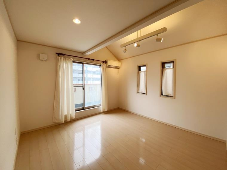 下作延戸建の寝室