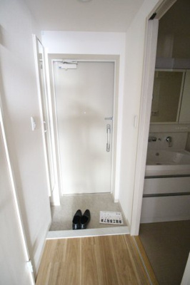 【玄関】 | ミリアディたかつき