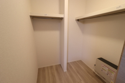 【収納】 | PREMILIFE都町18 | 203　ウォークインクローゼット