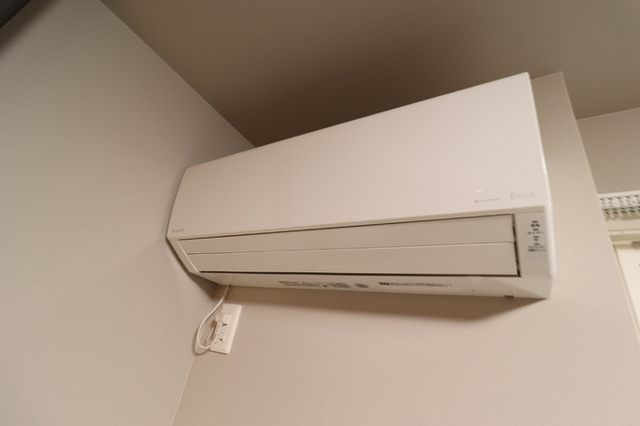 【その他】 | PREMILIFE都町18 | 203　エアコン