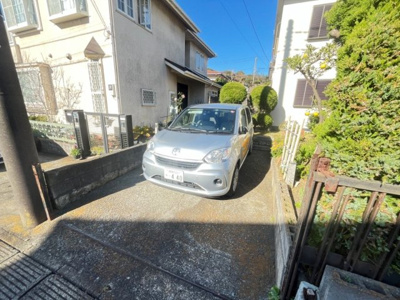 【駐車場】七里ガ浜東４丁目住宅