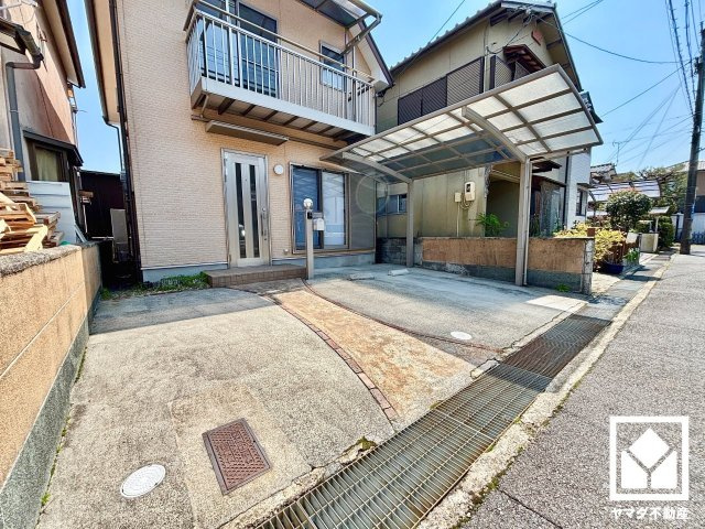 大津市唐崎１丁目の駐車場