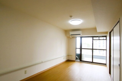 ※照明は設備ではありません／LDK10帖