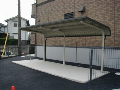 屋根付駐輪場