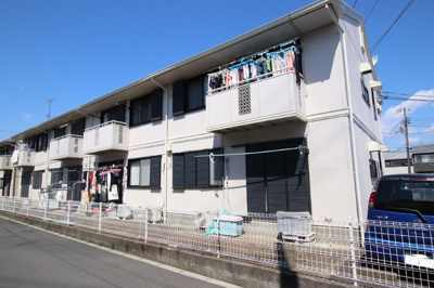 前面道路で日当たり良好です