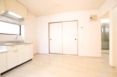 窓があるＤＫ6帖