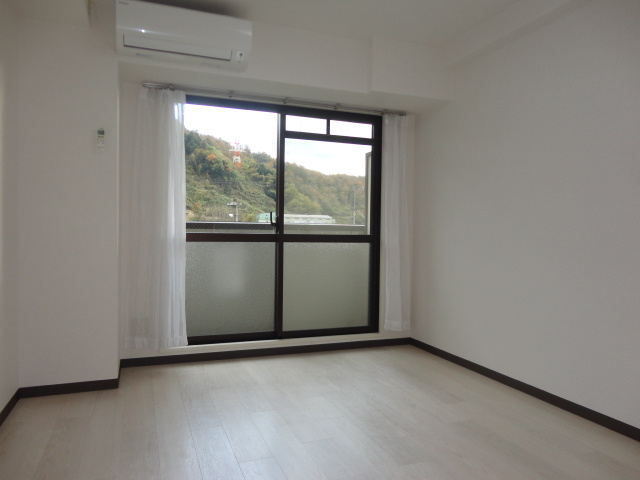 タクティ三郷町の寝室