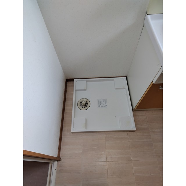 岐阜市岩井の一戸建ての設備|洗濯機置き場