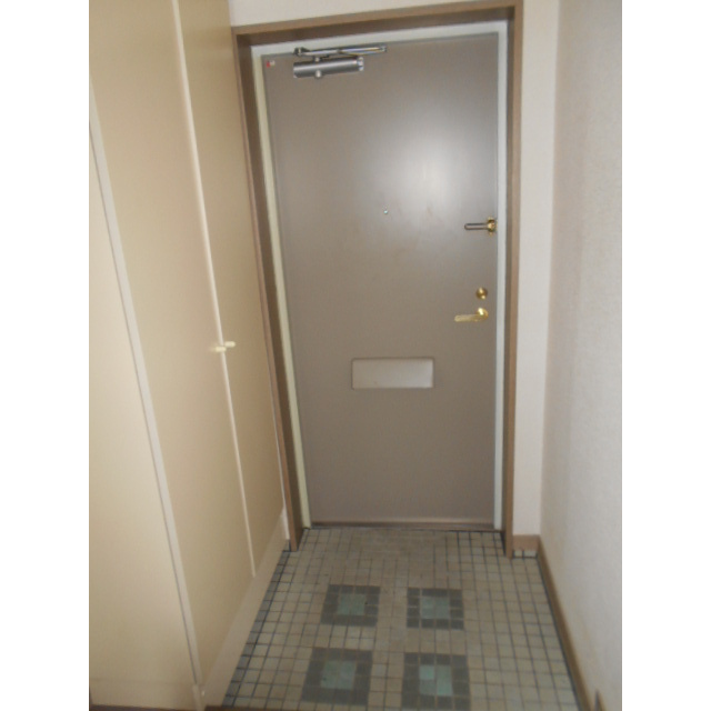 HABITATION Le・Domeの玄関