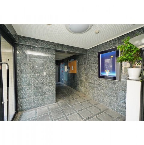 HABITATION Le・Domeのエントランス