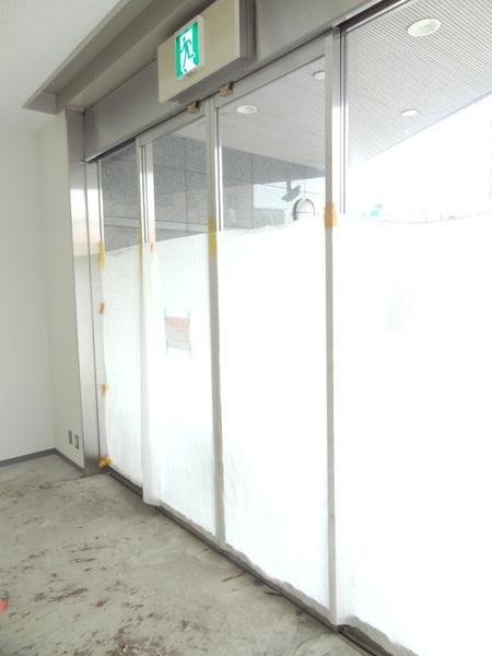 リアライズ大正駅前ビルのエントランス|★建物入口です★