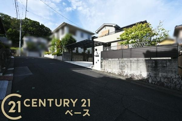 生駒郡三郷町立野南３丁目　一戸建の前面道路含む現地写真|■現地撮影写真■前面道路約６ｍ以上で車の出し入れも楽々！