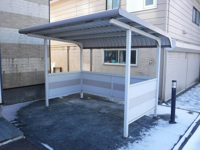 レオパレスひまわりのその他|駐輪場です☆