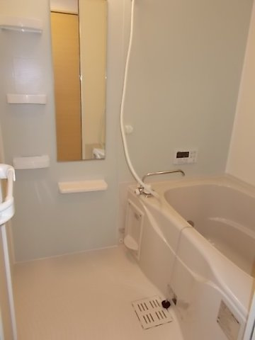 ベル・ブローテⅢの浴室