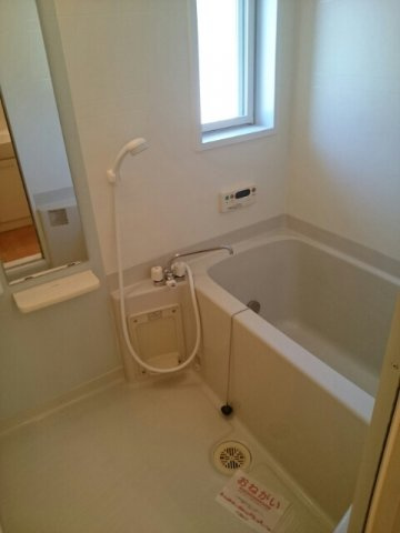 ランドヒルズＥの浴室