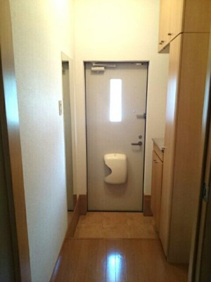 【玄関】 | ティアナ桜山Ｂ