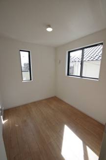 【洋室】 | 【仲介手数料無料！！】稲城市東長沼　新築戸建て（全1棟）6799万円