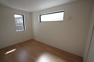 【洋室】 | 【仲介手数料無料！！】稲城市東長沼　新築戸建て（全1棟）6499万円