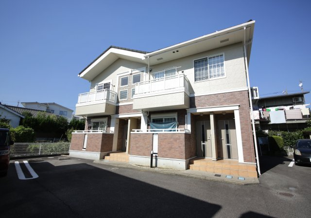 ラ・メゾン若草の外観