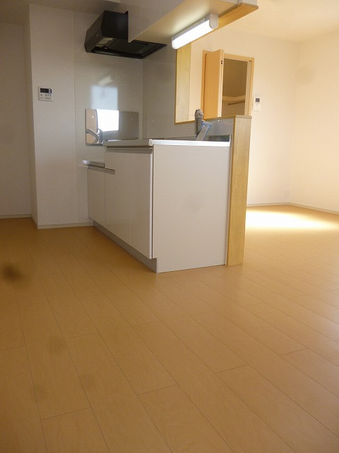 ルピナスＣの居間・リビング