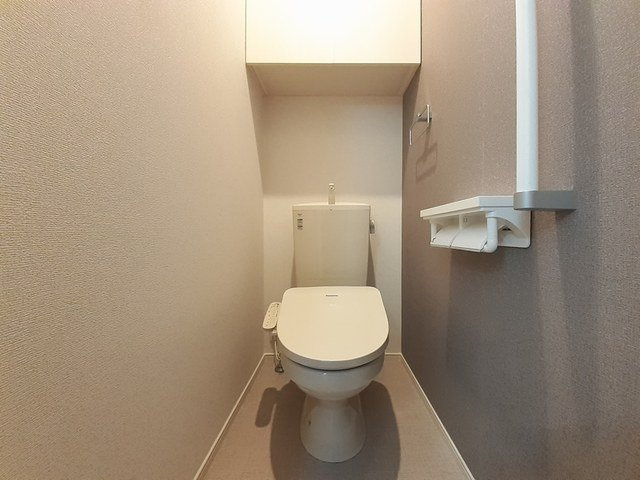 シーサイド・ヴィラⅢのトイレ|コンパクトで使いやすいトイレです