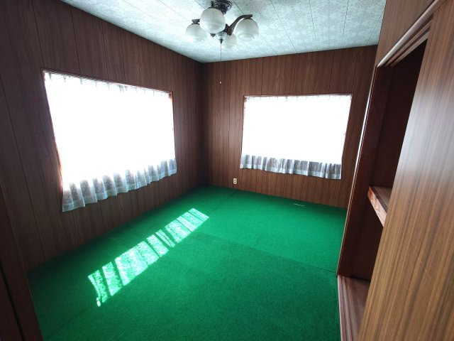 婦中町高日附貸家の洋室|2階