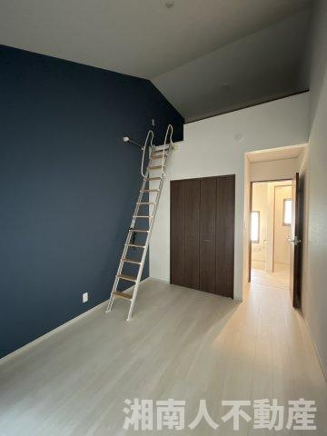 平塚市平塚３丁目　未入居住宅　の洋室|明るい洋室です