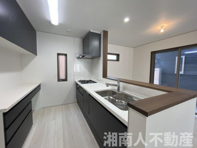平塚市平塚３丁目　未入居住宅　のキッチン|キッチンでお料理をお楽しみください