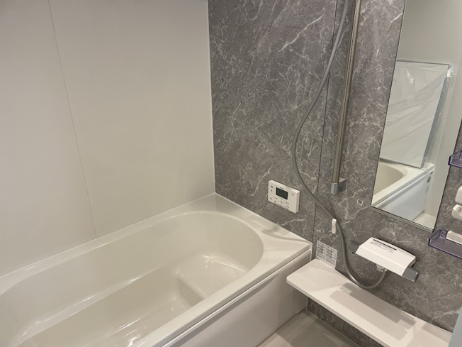 【浴室】 | 河北町谷地【新築建売住宅】1号棟 | 広々浴室は、ゆったりとくつろいで疲れを癒す空間です。