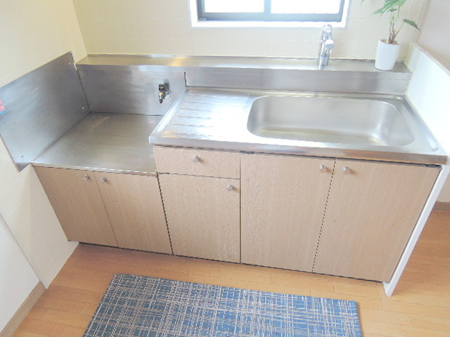 ヒルクレストのキッチン|ガスコンロ設置タイプです