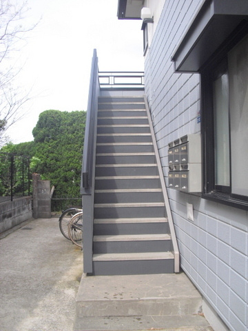 ヒルクレストのその他|共用階段