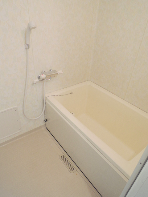 ヒルクレストの浴室|毎日の疲れを癒して下さい