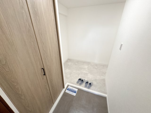 CERES学園前の玄関