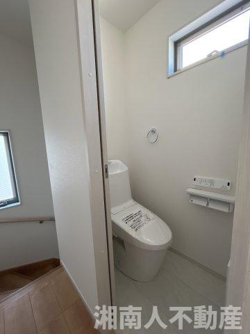 平塚市平塚３丁目　新築戸建のトイレ|シンプルで使いやすいトイレです