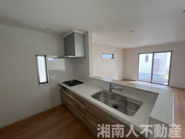 平塚市平塚３丁目　新築戸建のキッチン|きれいなキッチンです