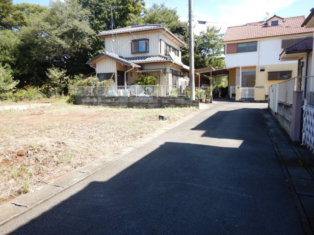 東松山市大谷売地の前面道路含む現地写真
